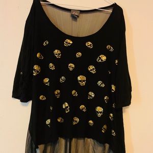 SIZE 3X Black Skull High-Low Top